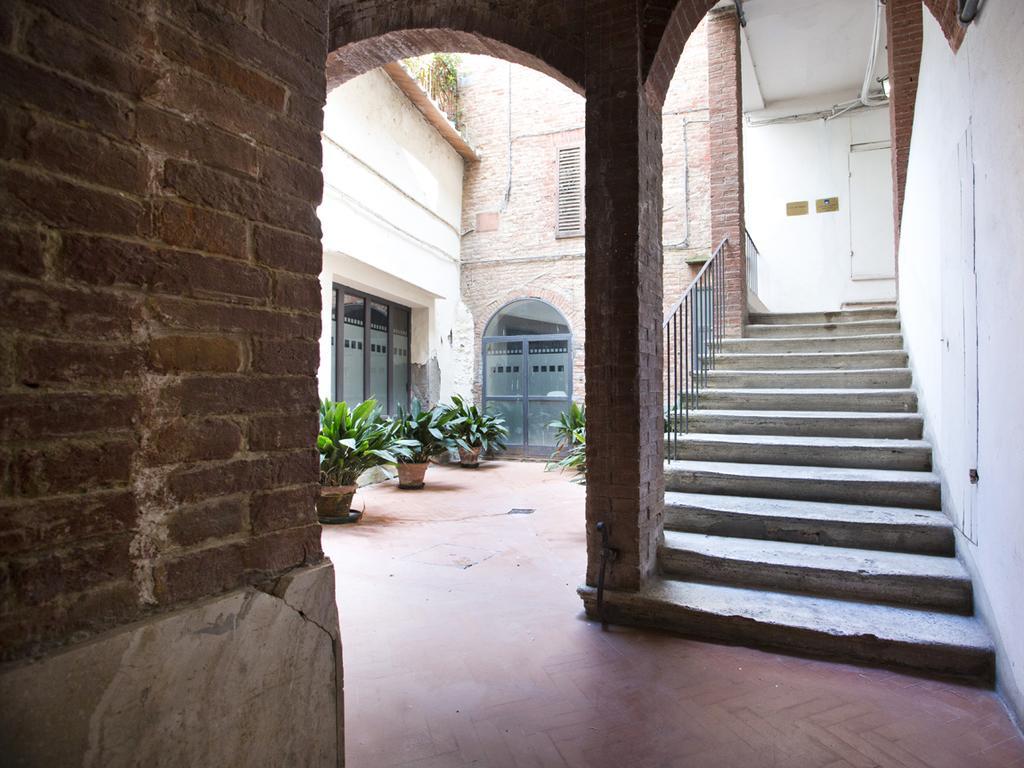 Appartamento Il Nido Del Mangia Siena Esterno foto